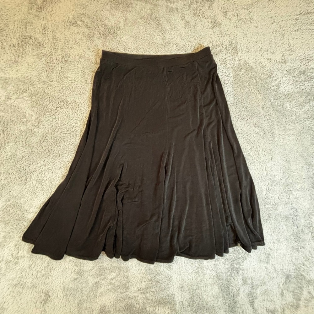 Chicos Travelers Black Midi Skirt Size 2 Large Pull On Flared Travel Slinky USA